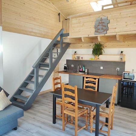 Petit Coin De Bonheur Studio Neuf Avec Terrasse Et Parking Prive A 5Mins Du Centre-Ville La Mure  Kültér fotó